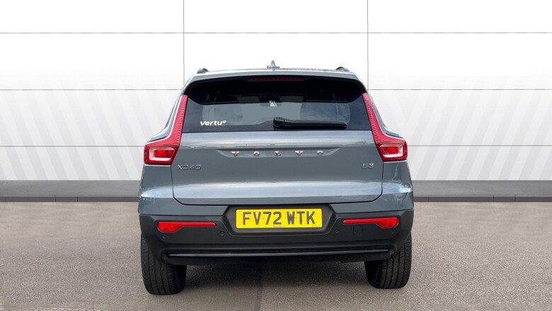 Volvo XC40 2.0 B3P Plus Dark 5dr Auto Petrol Estate